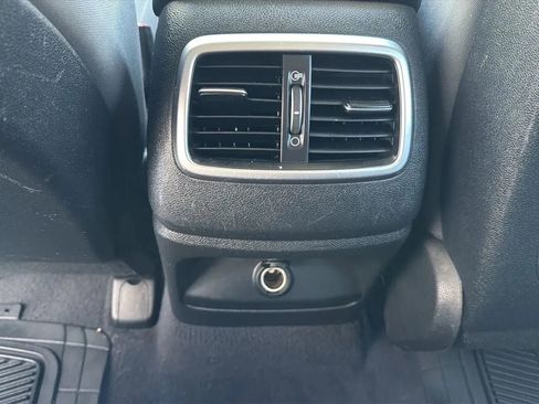 Used 2016 Kia Sorento L FWD image 29