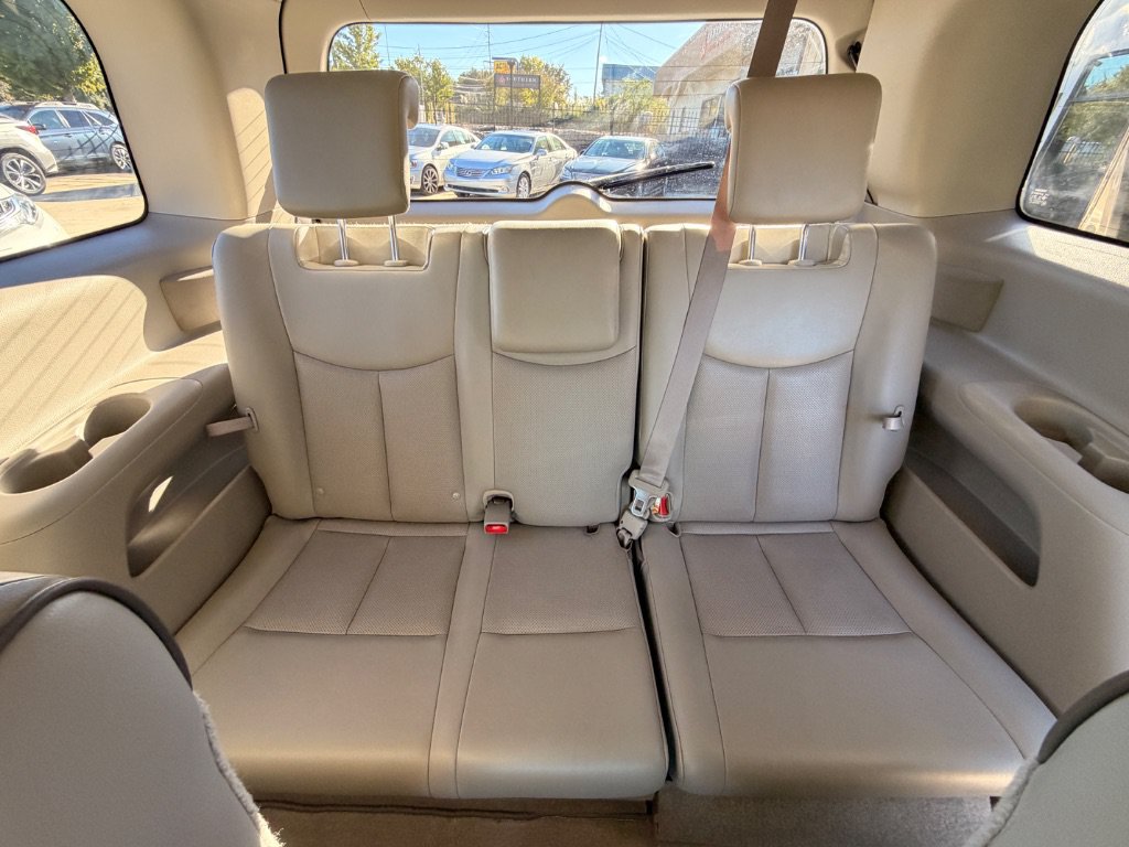 Used 2015 Nissan Quest SL w/ Bose Package FWD image 16