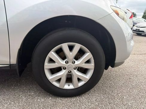 Used 2012 Nissan Murano SV AWD/4WD image 31