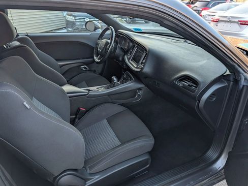 Used 2019 Dodge Challenger GT image 21