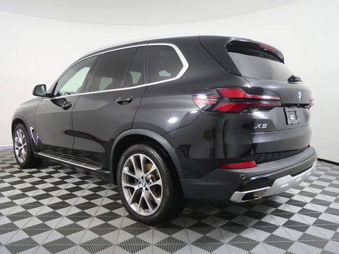 Used 2024 BMW X5 sDrive40i w/ Premium Package RWD image 5