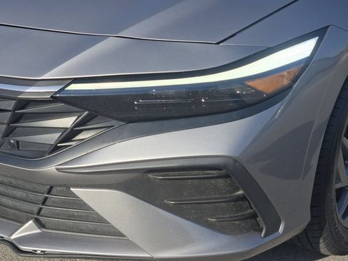 Certified 2024 Hyundai Elantra SEL FWD image 6