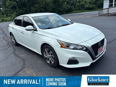 Used 2020 Nissan Altima 2.5 S FWD image 3