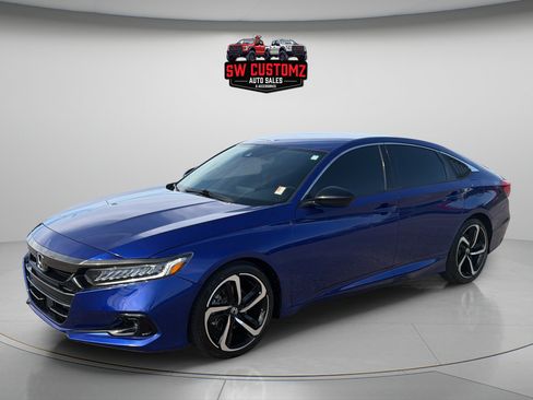 Used 2022 Honda Accord Sport image 3