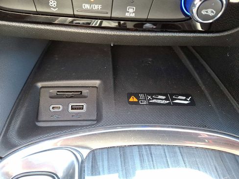 Certified 2023 Buick Enclave Essence w/ Experience Buick Package image 29