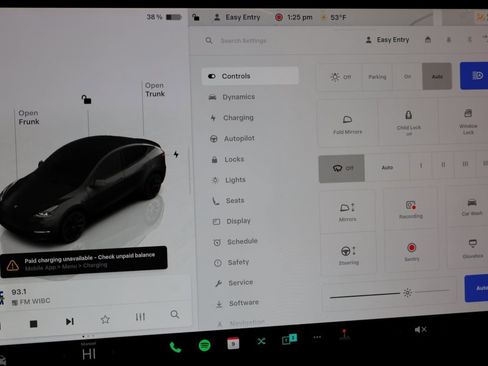 Used 2023 Tesla Model Y Long Range image 30