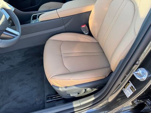New 2026 Hyundai Sonata Limited FWD image 8
