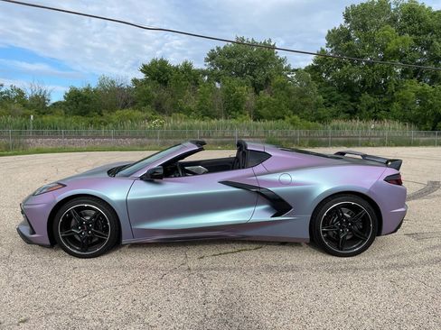 Used 2024 Chevrolet Corvette Stingray Preferred Cpe w/ Z51 Performance Package RWD image 2