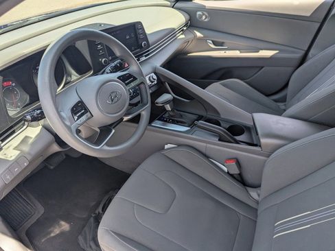 Used 2023 Hyundai Elantra SEL w/ Cargo Package FWD image 22