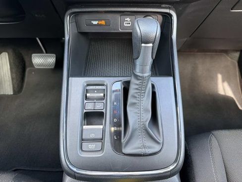 Used 2025 Honda CR-V LX image 28