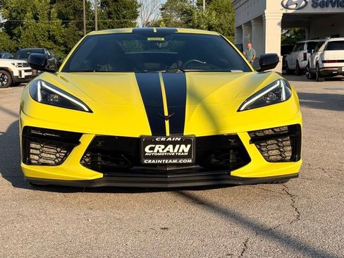 Used 2021 Chevrolet Corvette Stingray Premium Conv w/ Z51 Performance Package RWD image 2