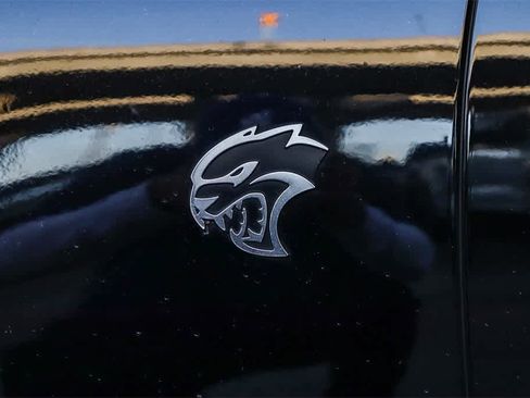 Used 2019 Dodge Charger SRT Hellcat w/ Navigation & Travel Group image 14