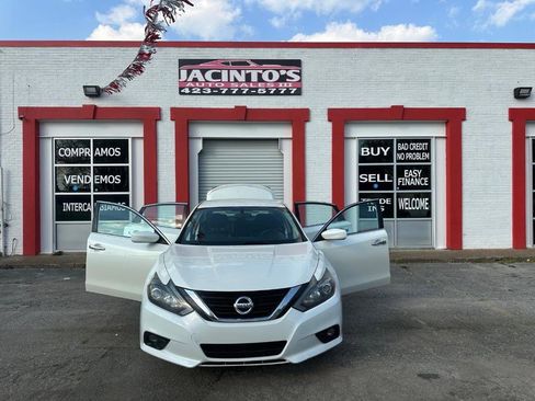 Used 2017 Nissan Altima 2.5 SR image 46