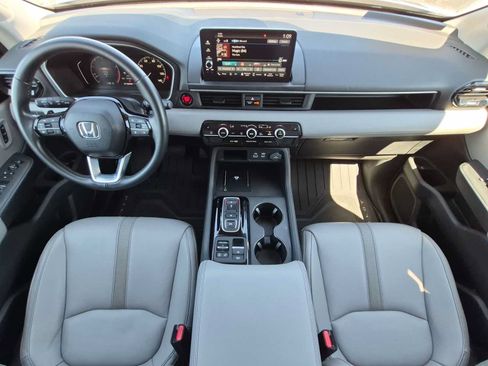 Certified 2025 Honda Pilot EX-L image 14