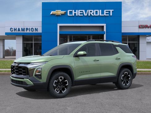 New 2026 Chevrolet Equinox ACTIV w/ Convenience Package III AWD/4WD image 2