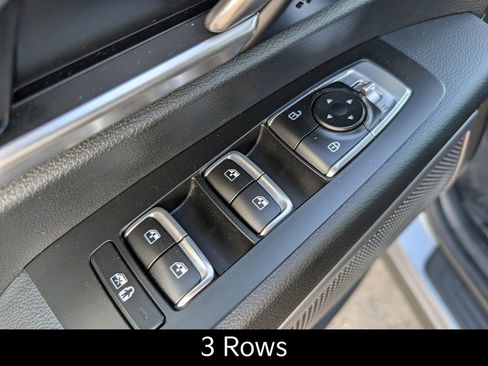 Certified 2024 Kia Telluride S w/ S Sunroof Package image 13