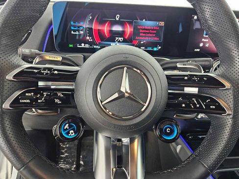 Certified 2025 Mercedes-Benz GLB 35 AMG 4MATIC image 24