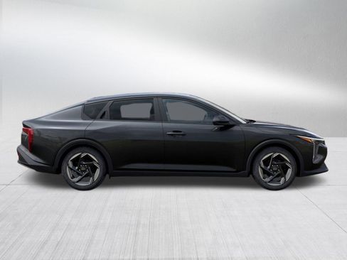New 2025 Kia K4 EX image 7