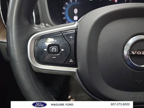 Used 2023 Volvo XC60 B5 Plus w/ Climate Package AWD/4WD image 23
