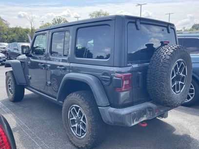 Used 2024 Jeep Wrangler Unlimited Rubicon w/ Convenience Group