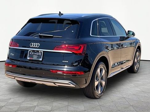 Used 2023 Audi Q5 2.0T Premium Plus w/ Premium Plus Package AWD/4WD image 2