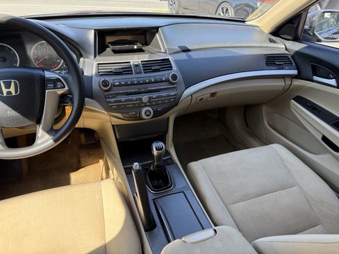 Used 2012 Honda Accord LX image 19