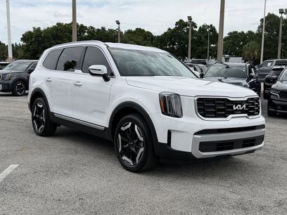 Certified 2024 Kia Telluride S