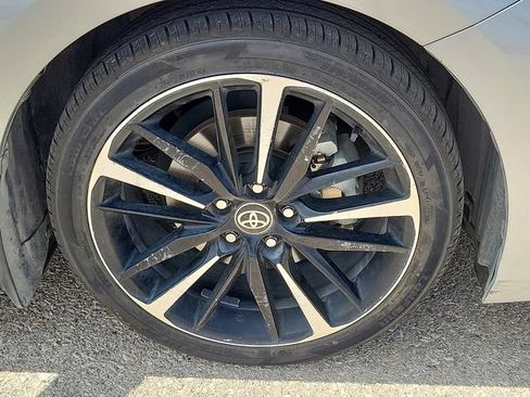 Used 2020 Toyota Camry XSE w/ Driver Assist Package FWD image 7