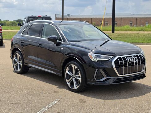 Used 2020 Audi Q3 2.0T Premium Plus AWD/4WD image 7