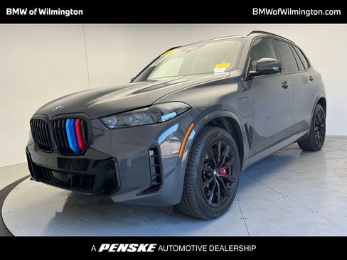 Certified 2026 BMW X5 xDrive50e w/ M Sport Package AWD/4WD image 1