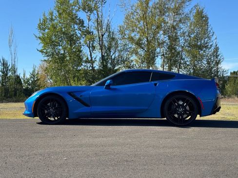 Used 2015 Chevrolet Corvette Stingray Coupe w/ 2LT Preferred Equipment Group RWD image 4