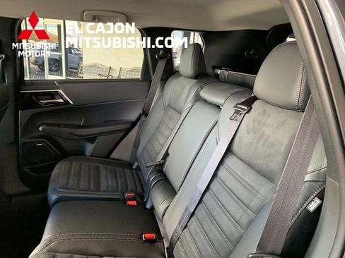 New 2026 Mitsubishi Outlander SE AWD/4WD image 12