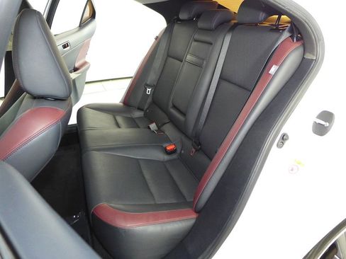 Used 2018 Lexus IS 300 RWD image 21