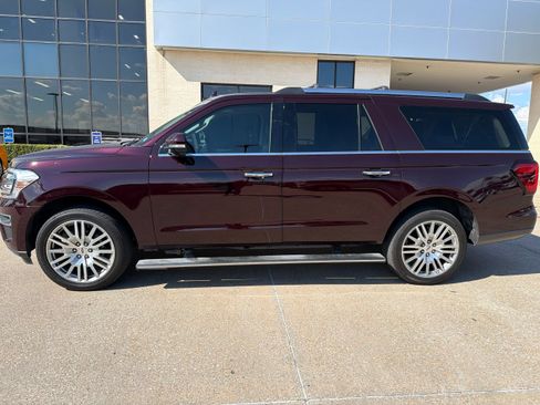 Used 2024 Ford Expedition Max Limited RWD image 1