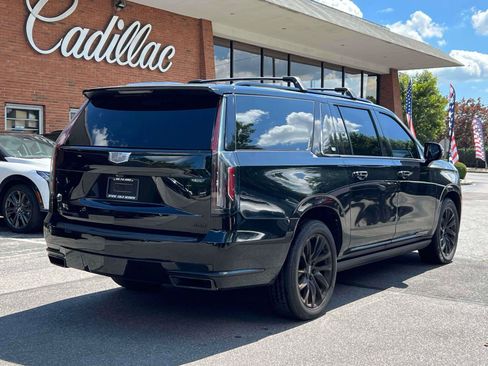 Used 2021 Cadillac Escalade ESV Sport Platinum w/ LPO, ONYX Package AWD/4WD image 5