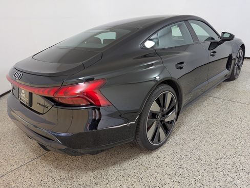 Used 2025 Audi S e-tron GT Premium Plus w/ 21" Wheel Package AWD/4WD image 7