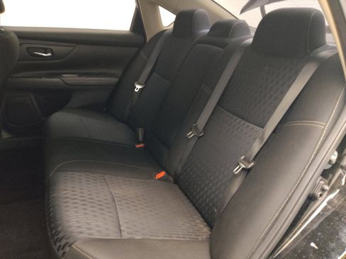 Used 2018 Nissan Altima 2.5 S w/ S Convenience Package image 18