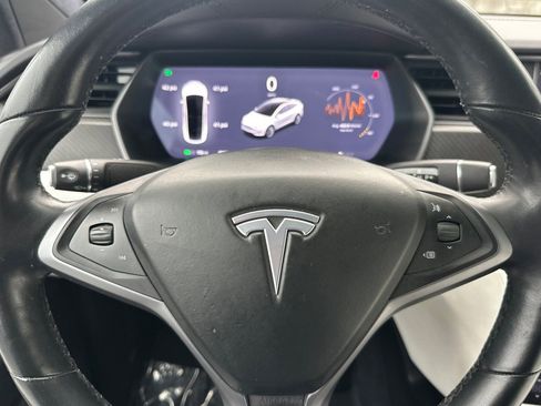 Used 2018 Tesla Model X 100D image 14