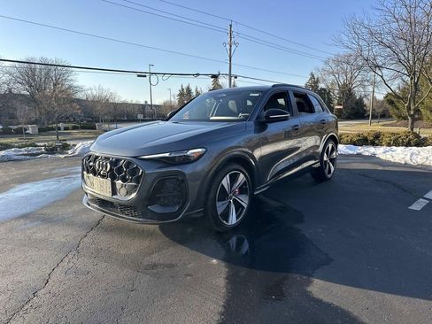 New 2025 Audi SQ5 Premium Plus image 3