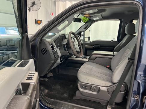 Used 2016 Ford F250 XLT w/ Snow Plow Prep Package AWD/4WD image 7
