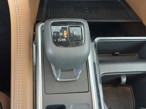 Used 2023 Nissan Pathfinder Platinum w/ Cargo Package AWD/4WD image 31