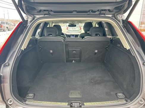 Certified 2025 Volvo XC60 B5 Plus image 11