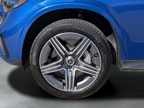 Used 2023 Mercedes-Benz GLC 300 w/ AMG Line image 48