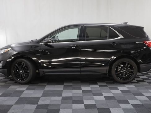 Used 2020 Chevrolet Equinox LT w/ Midnight Edition FWD image 4