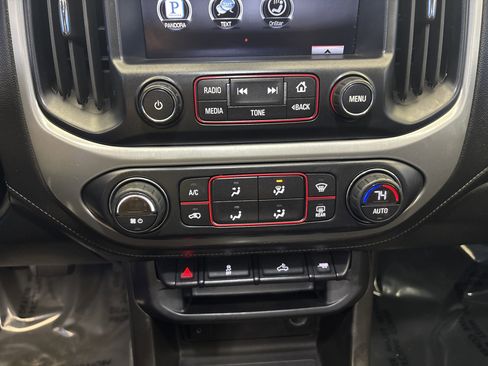 Used 2015 GMC Canyon SLE w/ SLE Convenience Package image 20