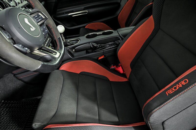 Used 2019 Ford Mustang Shelby GT350R w/ GT350R Equipment Group 920A RWD image 15