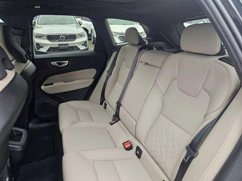 New 2026 Volvo XC60 B5 Core AWD/4WD image 19