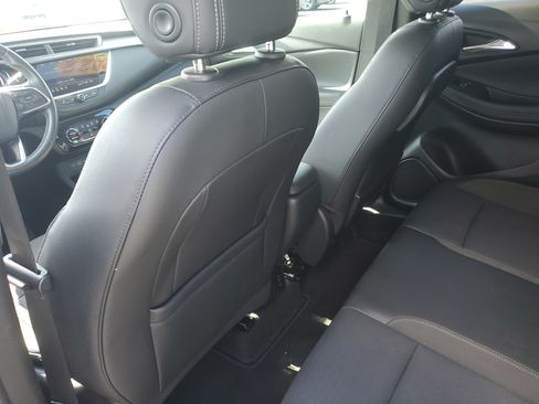 Used 2022 Buick Encore GX Select w/ Sport Touring Package FWD image 14