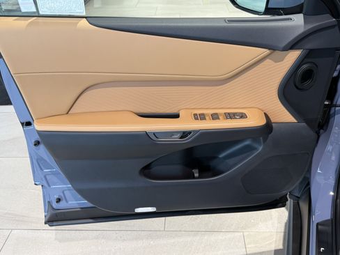 New 2026 Lexus ES 350e FWD image 17