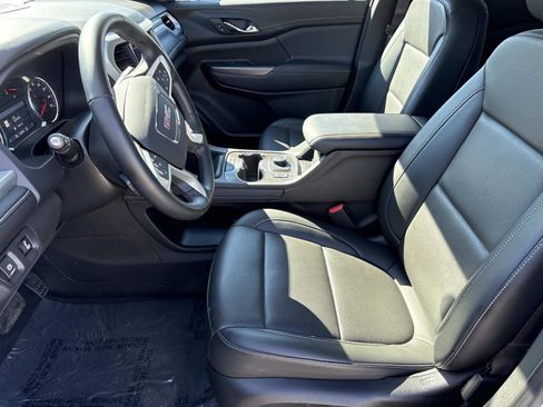 Certified 2023 GMC Acadia SLT image 14